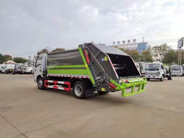 国六凯普特8方压缩垃圾车