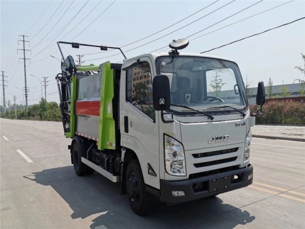 3吨 （7m3）无泄漏压缩式垃圾车